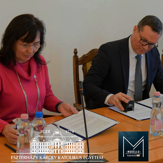 Dr. Pajtókné Dr. Tari Ilona rektor és Fülöp Henrik